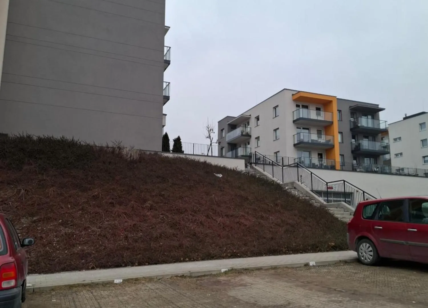 Mieszkanie 2 Pokojowe Z Ogrodkiem Plus Miejsce Postojowe Na Zewnatrz Nr 126 Danzica Polonia